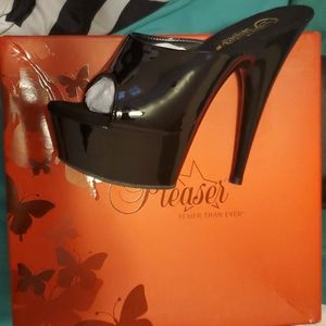 Pleaser heels